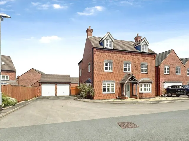 St. Louis Close, Hinckley, Leicestershire, LE10, photo 1