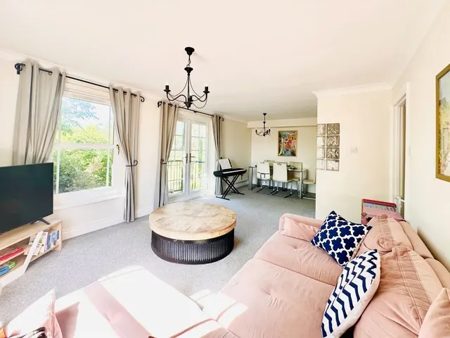 Natalie Mews, TW2, photo 2