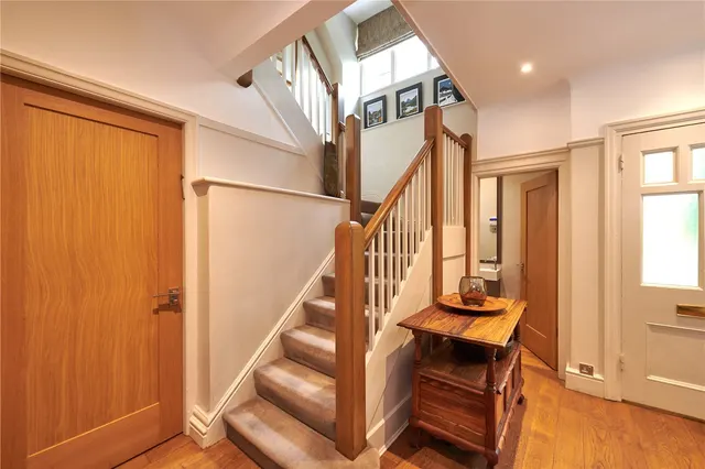 Wainwright Road, Altrincham, WA14, photo 2