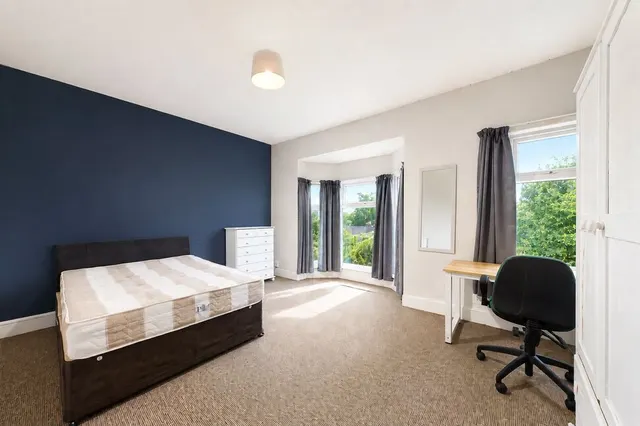 Semilong Road, Northampton, NN2, photo 1