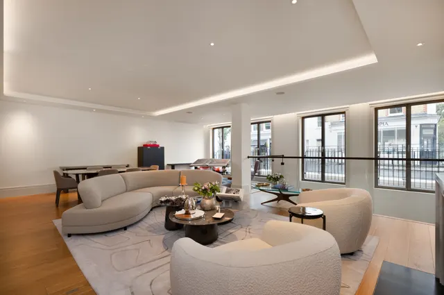 Cheyne Terrace, London, SW3, photo 1