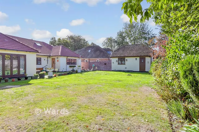 Wrotham Road, South Street, DA13, photo 2