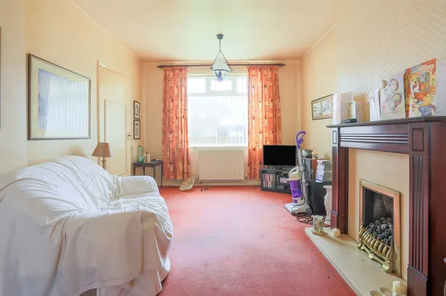 Photo 3 — Barkston Avenue, York