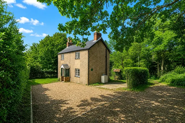 Ranmore Common, Dorking, RH5, photo 1