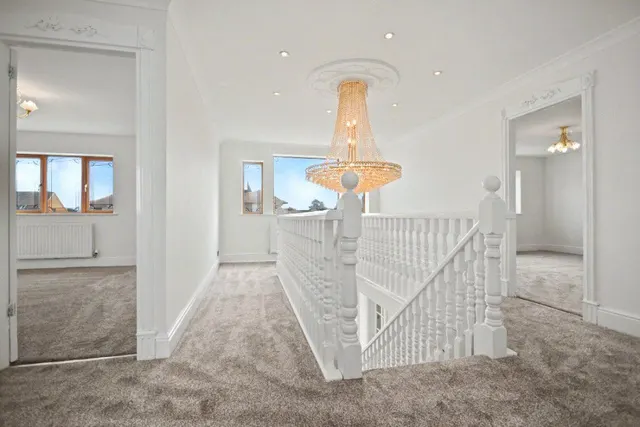 Cliff Lane, Brierley, S72, photo 3