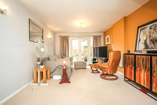 Armstrong Close, Leamington Spa, CV31, photo 3