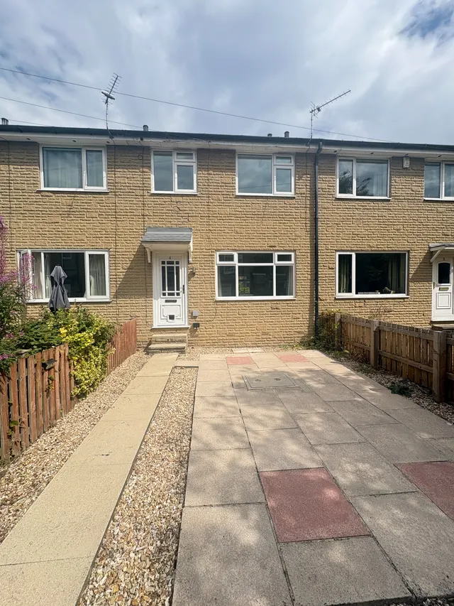 Green Terrace, West Yorkshire, Guiseley, LS20, photo 1