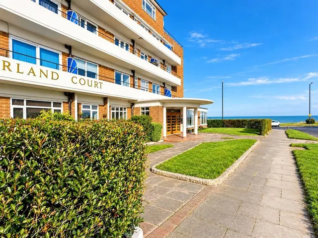 Northumberland Avenue, Margate, CT9, photo 1