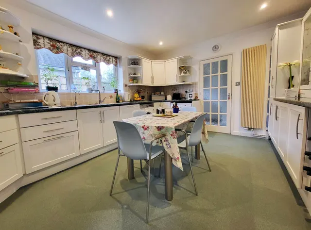 Photo 3 — St. Giles Close, Chideock, DT6 6LQ