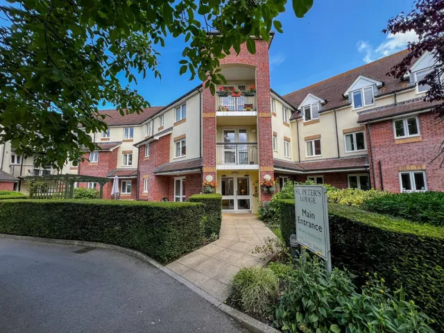High Street, Portishead, BS20, photo 1