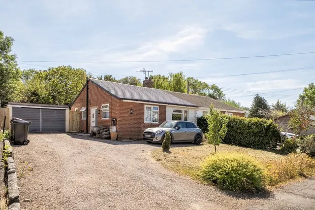 Stratford Road, Honeybourne, Worcestershire, WR11, photo 1