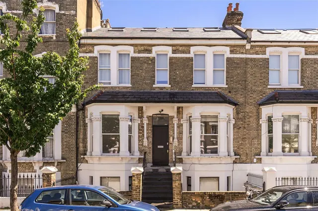 Hetley Road, London, W12 8BA, photo 1
