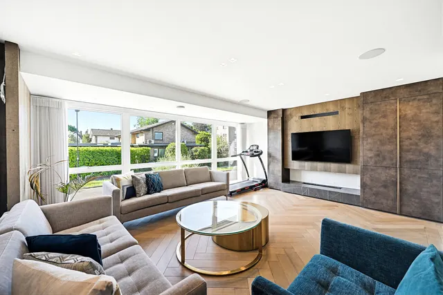 The Dene, Ealing, W13, photo 2