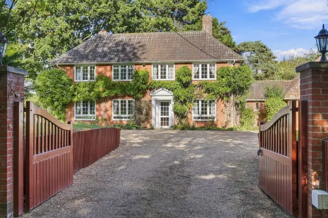 Huntingfield, Halesworth, IP19, photo 1