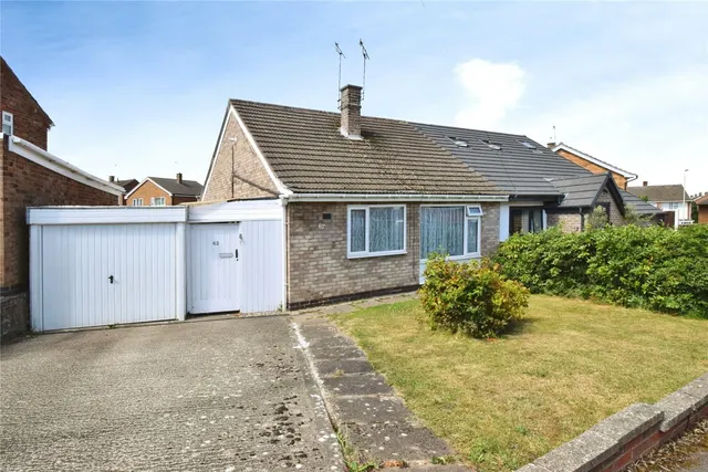 Homestead Drive, Wigston, LE18, photo 1