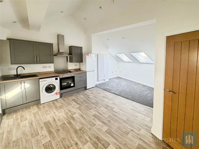 Westgate, Dewsbury, WF13, photo 2