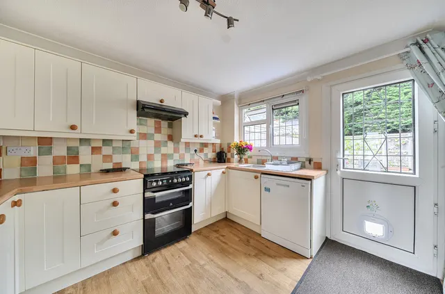 Photo 3 — Pulborough, RH20 2AS