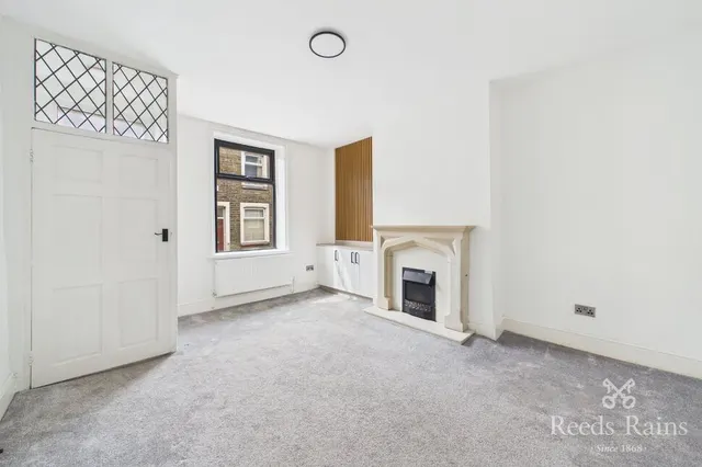 Photo 2 — Windsor Street, Burnley, Lancashire, BB12
