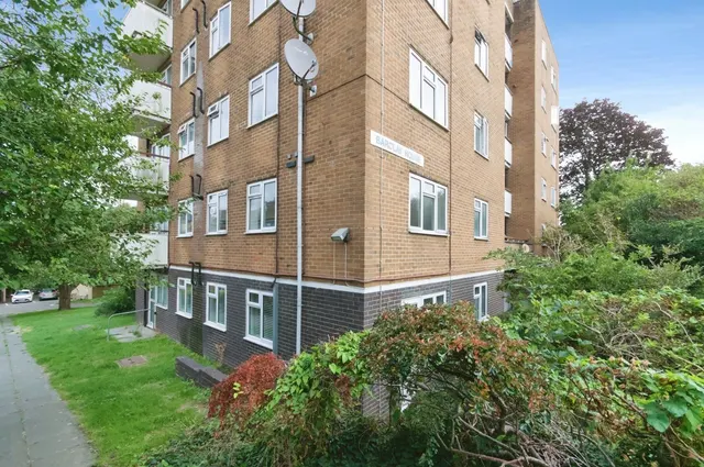 Wellington Road, Brighton, BN2, photo 1