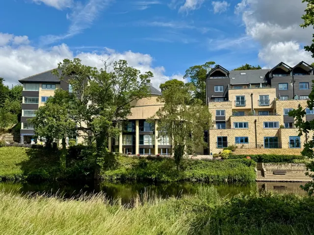 Wetherby ~ Riverside, The Rotunda, LS22, photo 1