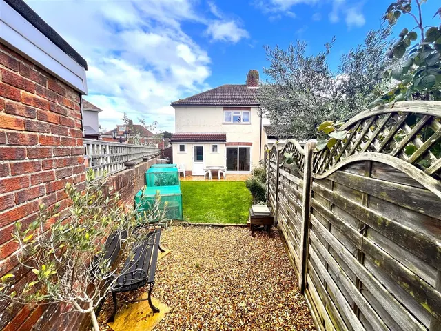Photo 2 — Wavell Road, Gosport