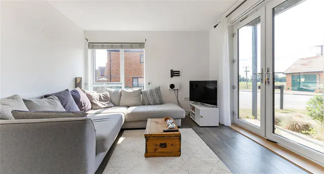 Rosa Close, Godalming, GU7, photo 2