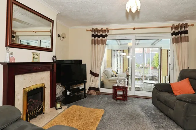 Photo 2 — Merrills Avenue, Crewe, Cheshire, CW2