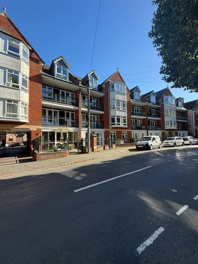 Station Road, Shirehampton, Bristol, photo 1