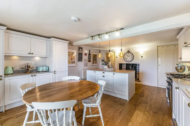 Photo 2 — Gloucester Street, Malmesbury, SN16 0AA