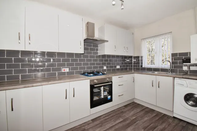 Long Street, Wigston, LE18, photo 1