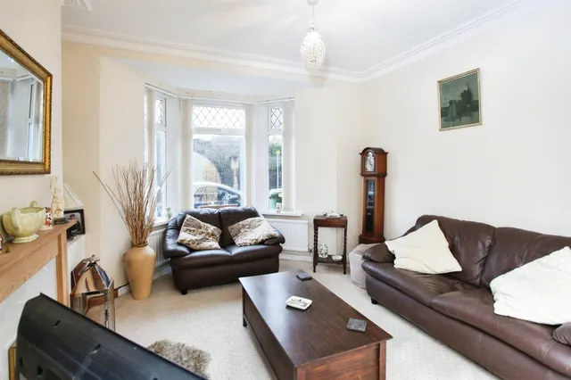 Van Road, Caerphilly, CF83, photo 2