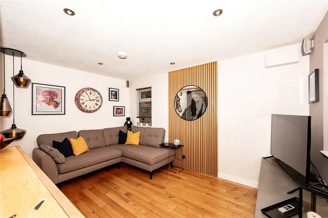 Photo 2 — Rangeworthy Close, Walkwood, Redditch, Worcestershire, B97 5HY