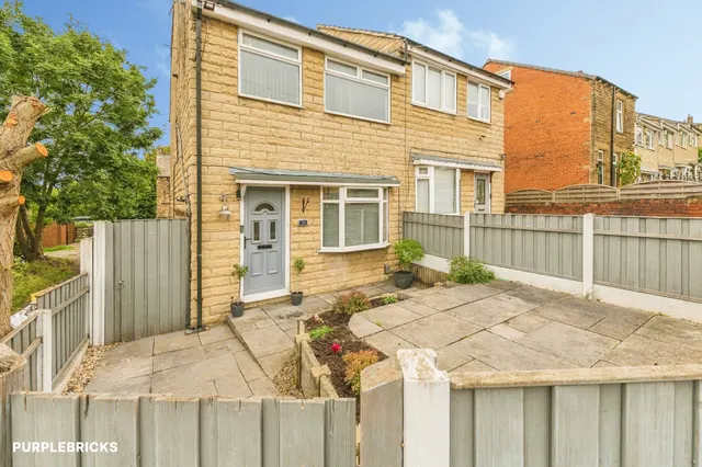 Chaster Street, Batley, WF17, photo 2