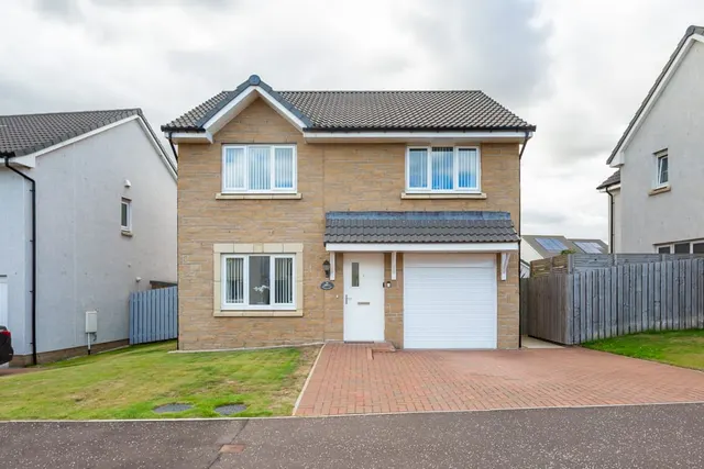 Moonlight Gardens, Arbroath, Angus, DD11 5LE, photo 1