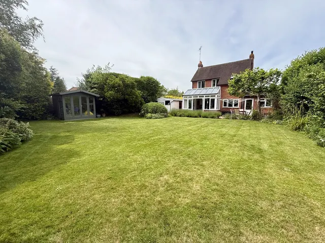 Greys Road, Henley-on-Thames, RG9, photo 1