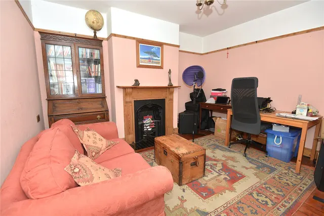 Photo 3 — Alexandra Road, Fordingbridge, Hampshire, SP6 1EJ