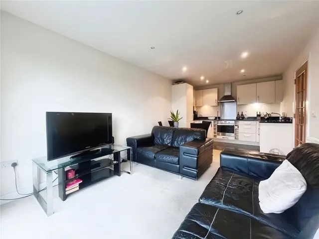 Medhurst Drive, Bromley, BR1, photo 1