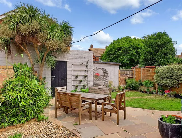 Homefield Close, Rustington, photo 2