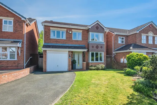 Boscobel Close, DUDLEY, photo 1