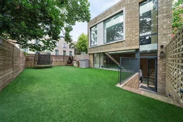 Blenheim Terrace, St John's Wood, London, NW8 0EH, photo 1