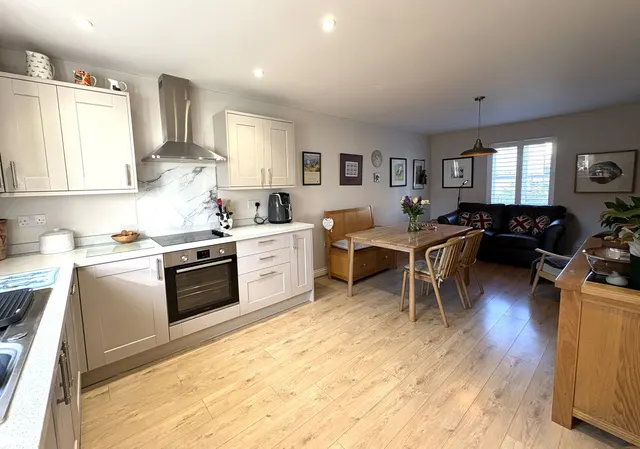 Photo 2 — Higman Close, Mary Tavy...