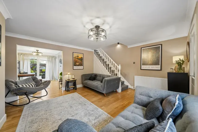 Burns Gardens, Blantyre, G72, photo 3