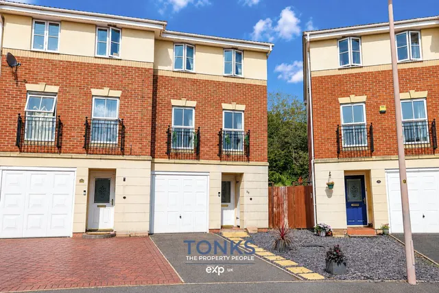 Manson Drive, Cradley Heath, B64, photo 1