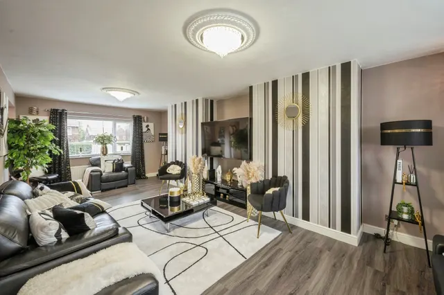 Photo 2 — Fair View Avenue, Woodlands, Doncaster