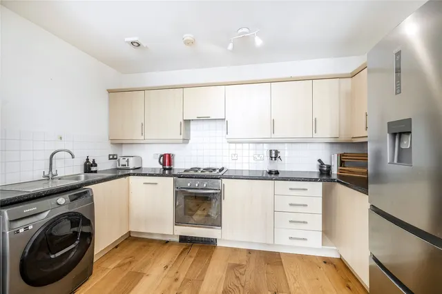 Oakwood Close, Hither Green, SE13, photo 3