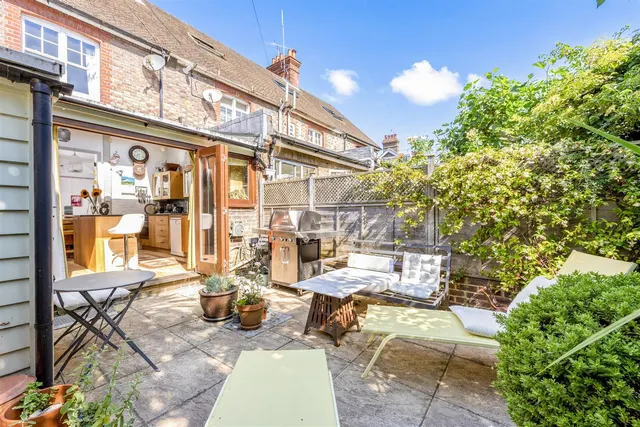 Talbot Terrace, Lewes, BN7 2DS, photo 1