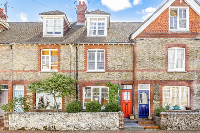 Photo 2 — Talbot Terrace, Lewes, BN7 2DS