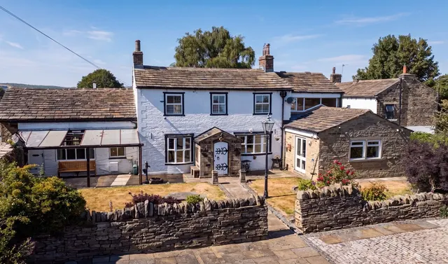 Westfield Lane, Idle, BD10, photo 1