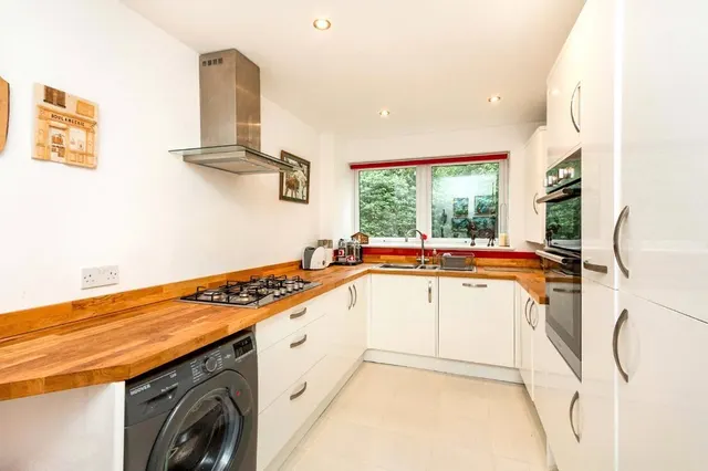 Collingwood Rise, Camberley, GU15, photo 3