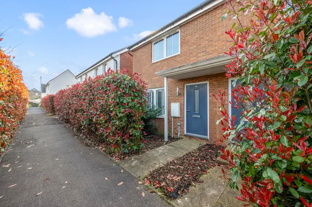 Roddick Walk, Haywards Heath, RH16, photo 2